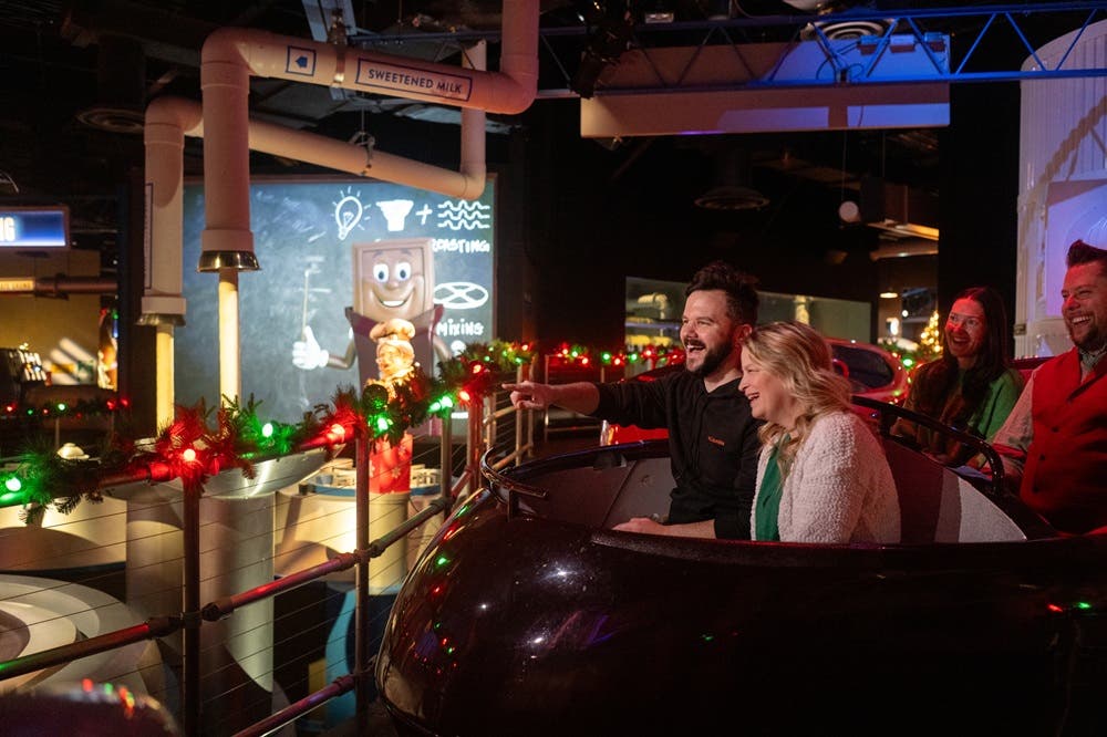 Decorated HERSHEY'S Chocolate Tour