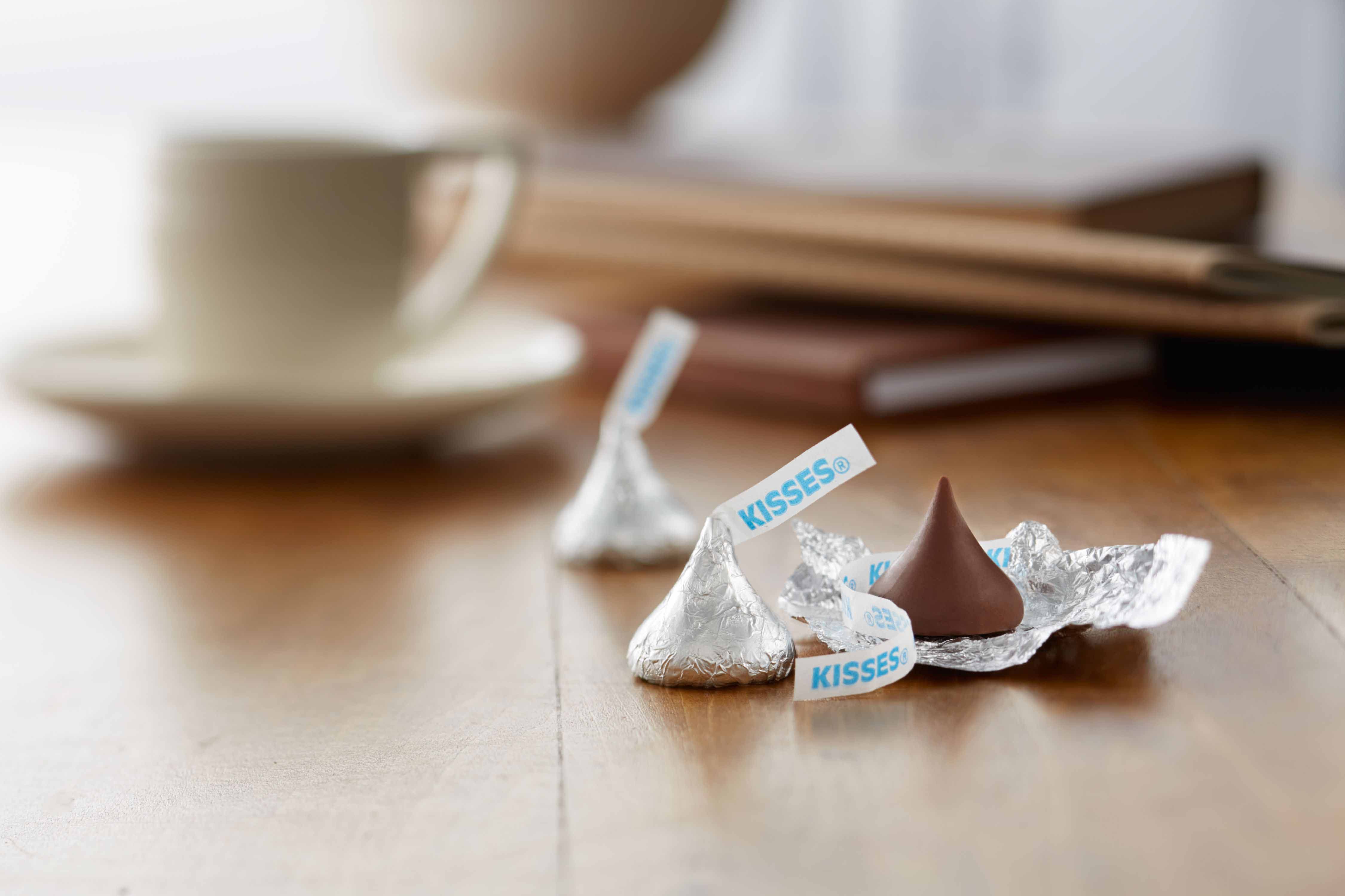HERSHEY'S KISSES