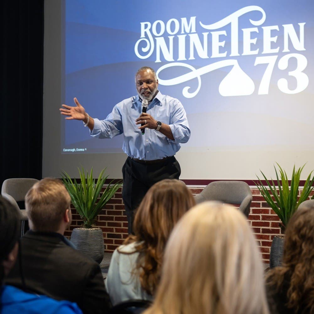 Speaker in Room Nineteen73